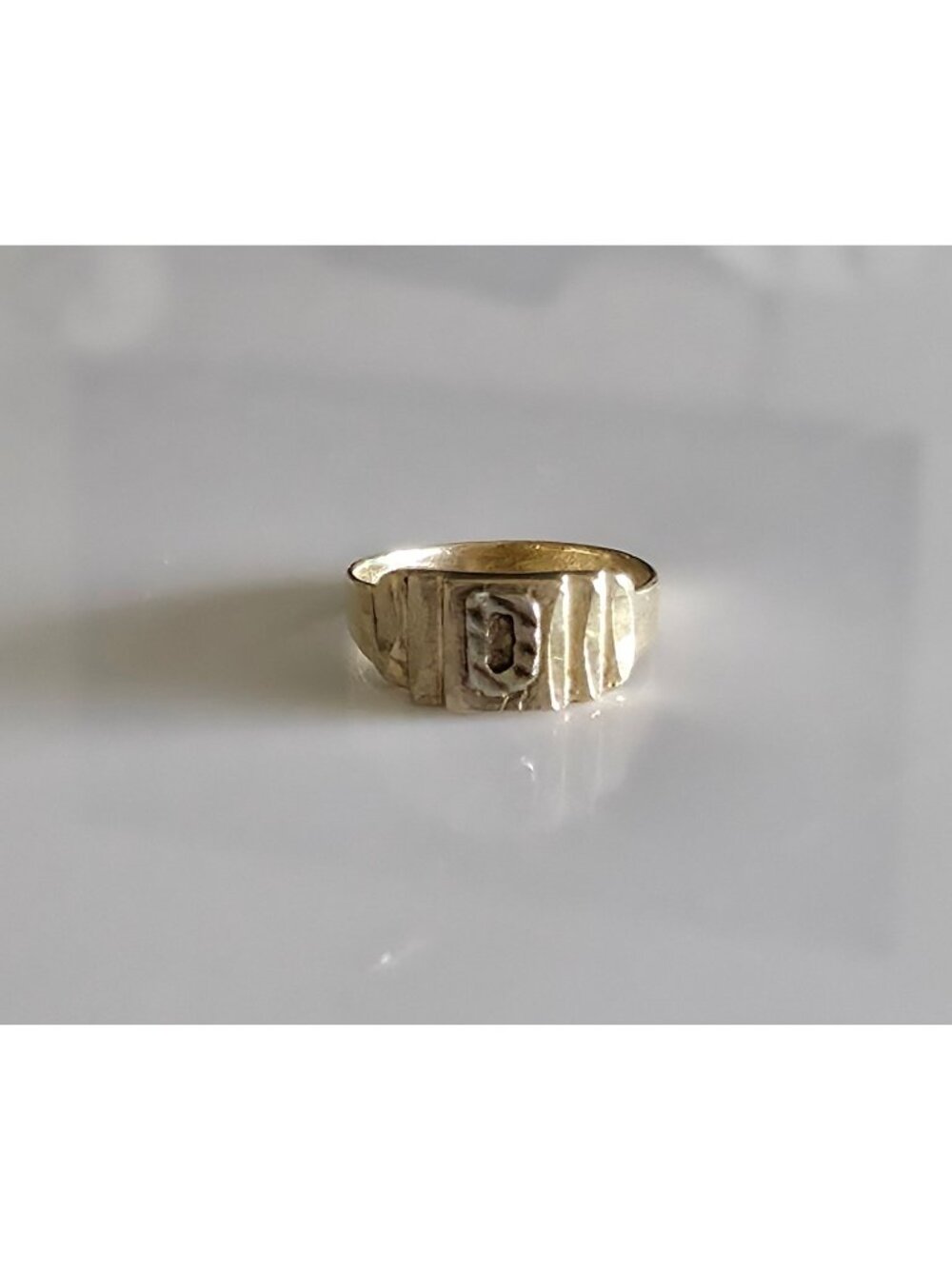 Vth Baby Childs Signet "D" Ring 10K Ylw Gold Size 1.5 Initial Letter Personalize